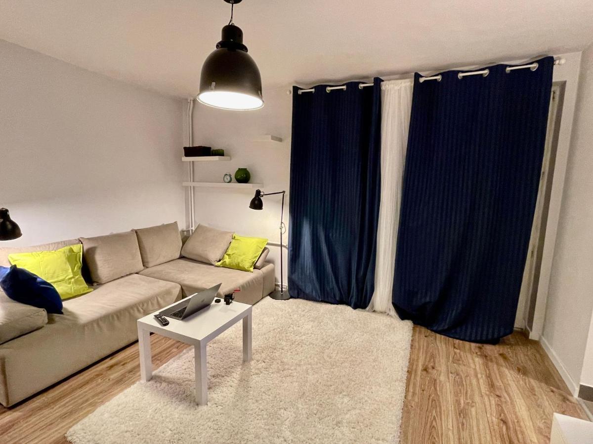 Holiday Metro Fast Wifi Tv'70 Netflix Hbo Appletv Warschau Exterior foto