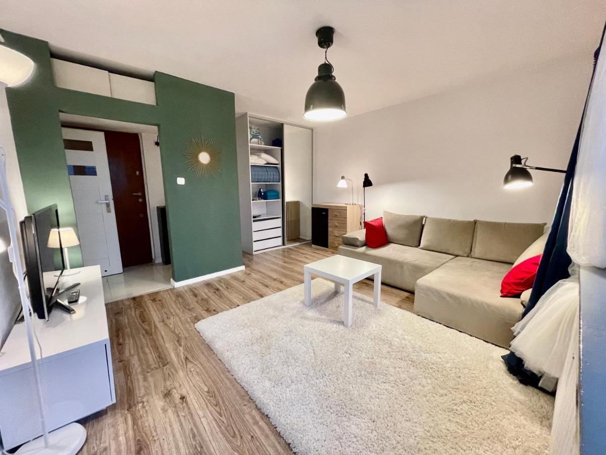 Holiday Metro Fast Wifi Tv'70 Netflix Hbo Appletv Warschau Exterior foto