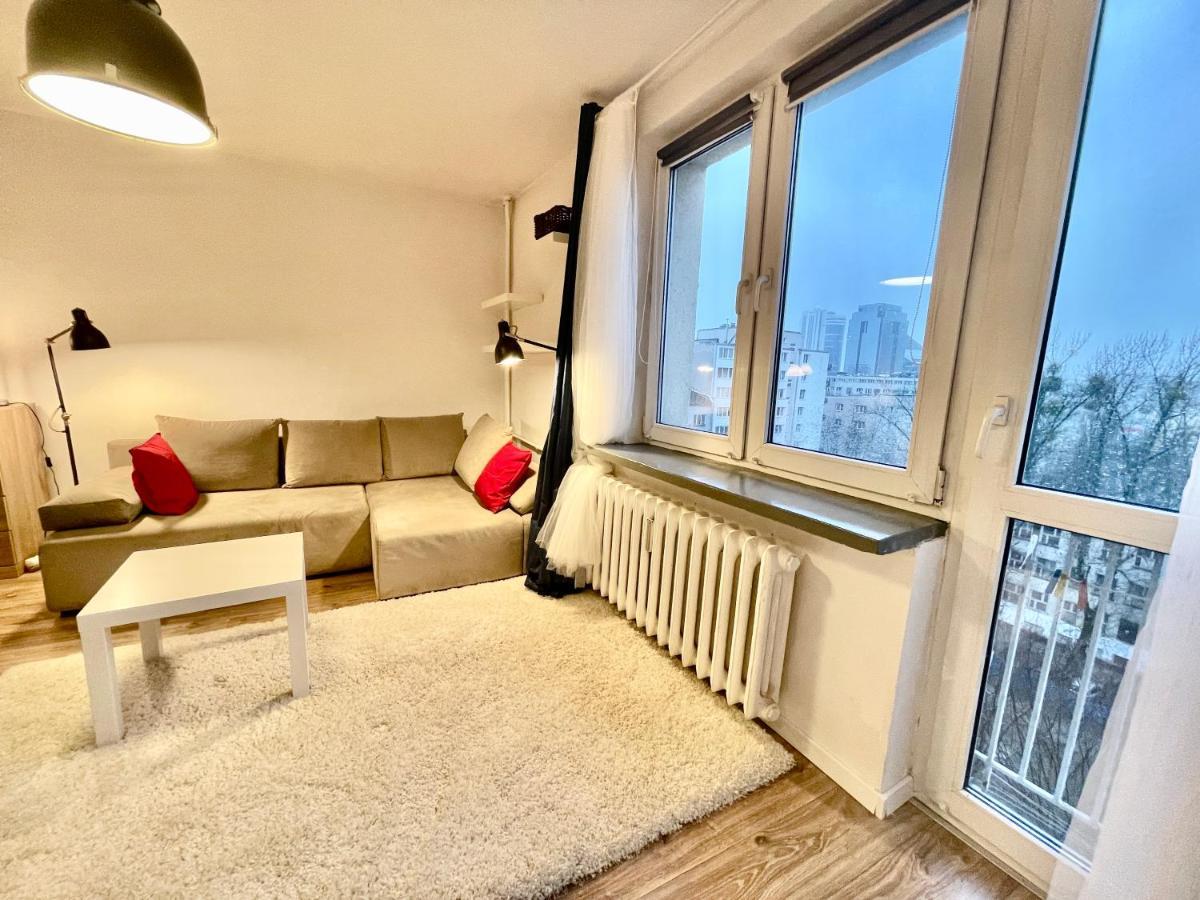 Holiday Metro Fast Wifi Tv'70 Netflix Hbo Appletv Warschau Exterior foto